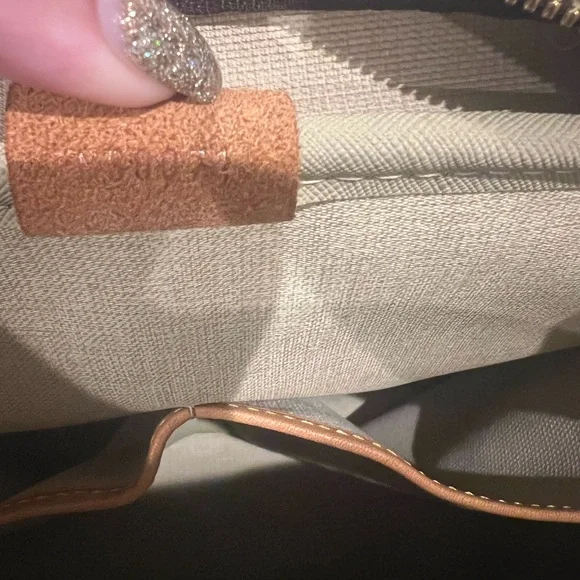 VINTAGE LOUIS VUITTON Monogram Deauville handbag/toiletry it can do it all! - Picture 8 of 11